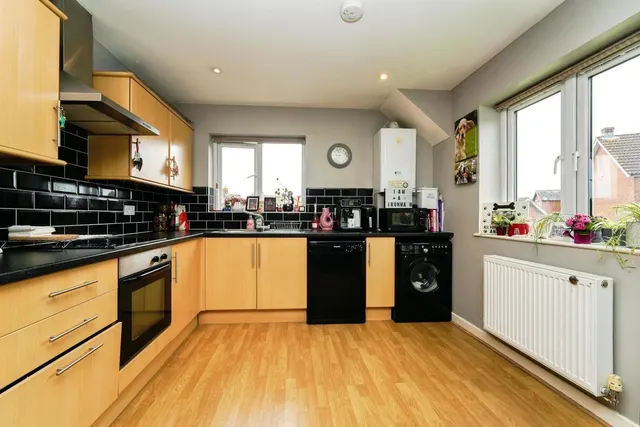 The Quarry, Dursley, GL11, photo 3