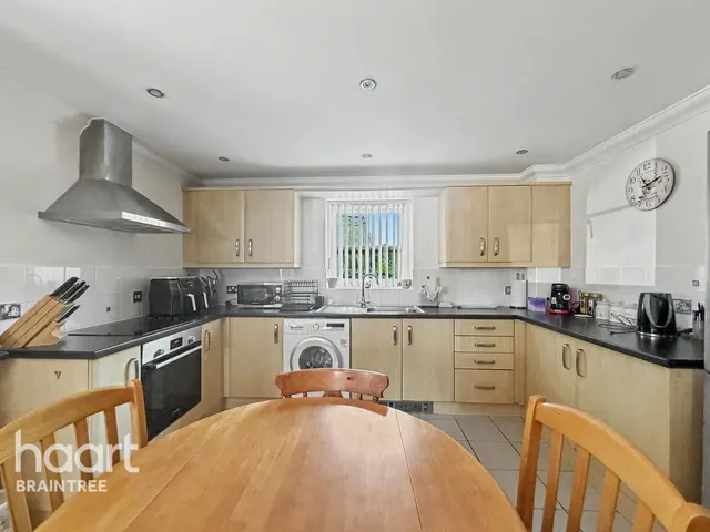 Cressing Road, Braintree, CM7, photo 2