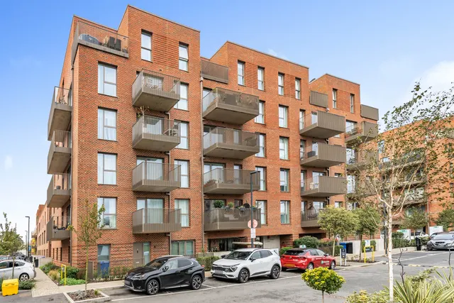 Flat 33, Chrome Apartments, Hargrave Drive, Harrow, photo 1