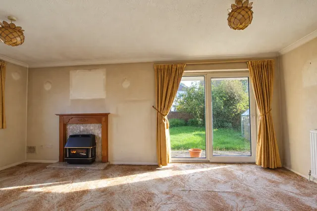 Chantry Drive, Weston-super-Mare, BS22, photo 3
