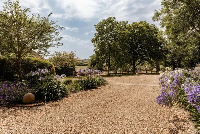 Photo 3 — Longage Hill, Lyminge, Folkestone, Kent, CT18 8HB
