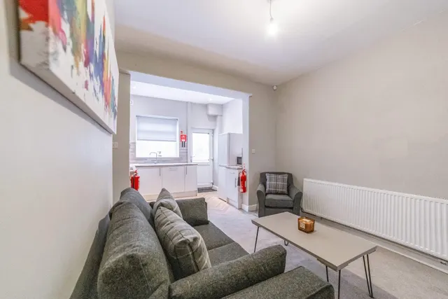 Foxhall Road, Nottingham, NG7, photo 2