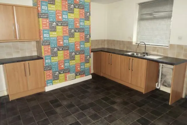 Kirkby Road, Sutton-In-Ashfield, NG17, photo 2