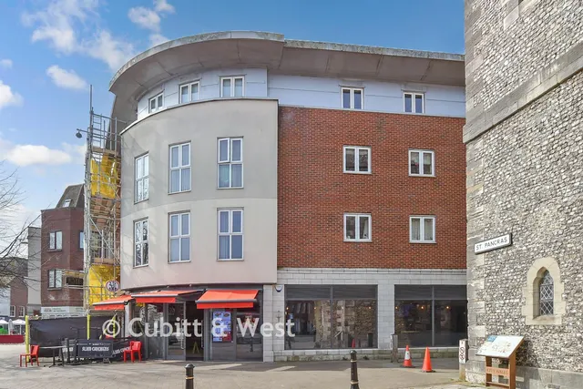 Church Square, Chichester, PO19, photo 1