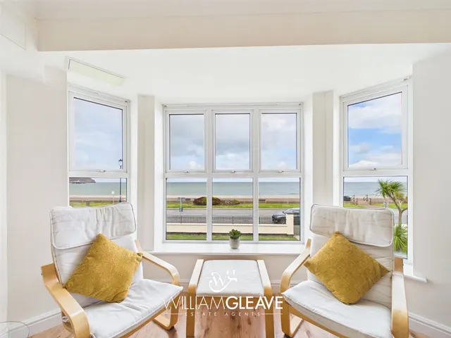 Craig Y Don Parade, Llandudno, LL30, photo 1