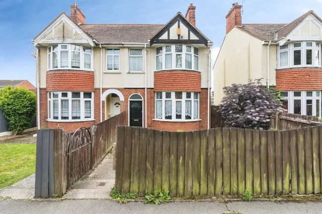 Oulton Road, Lowestoft, photo 1