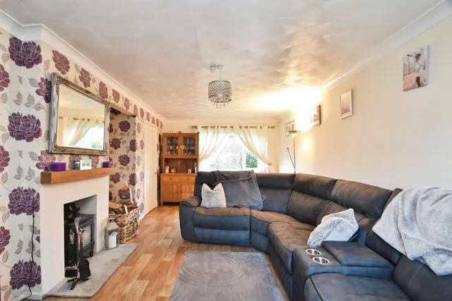 Poplar Grove, Harrogate, photo 1
