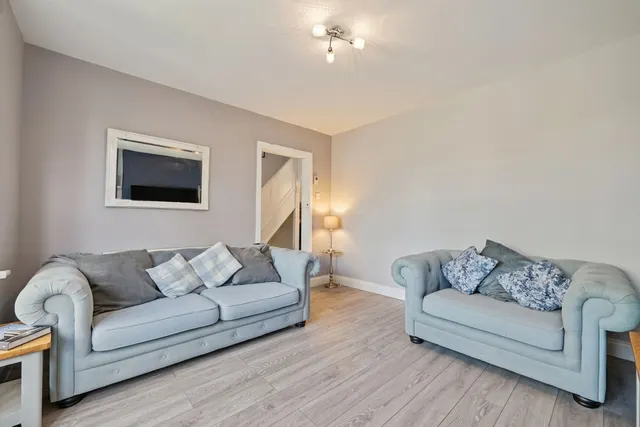 Higham Lane, Nuneaton, CV11, photo 3