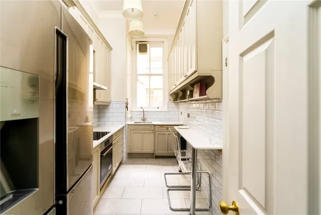Photo 3 — North Gate, Prince Albert Road, London, NW8 7RE