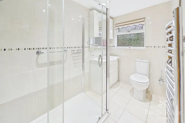 Photo 3 — Forest Close, Cuddington, Cheshire, CW8