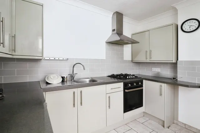 Egerton Street, Cardiff, CF5, photo 3