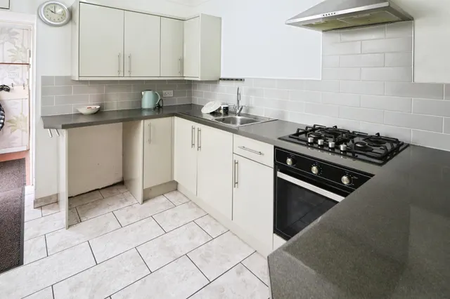 Egerton Street, Cardiff, CF5, photo 2