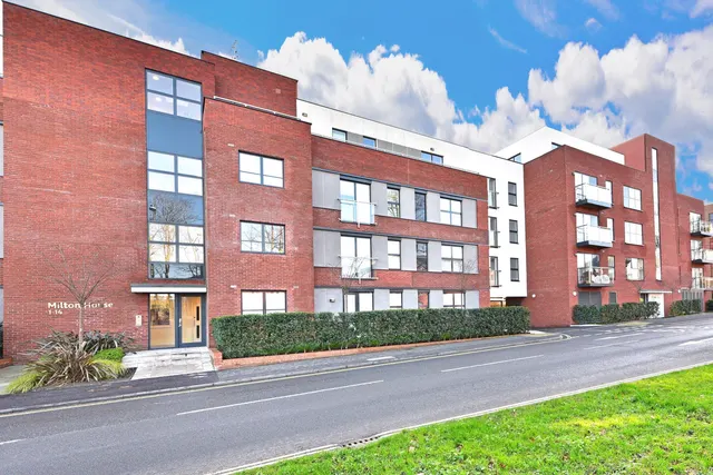 Milton Road, RH16, photo 1