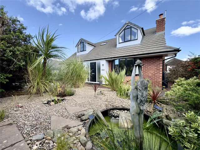 The Spinney, West Kirby, CH48, photo 1