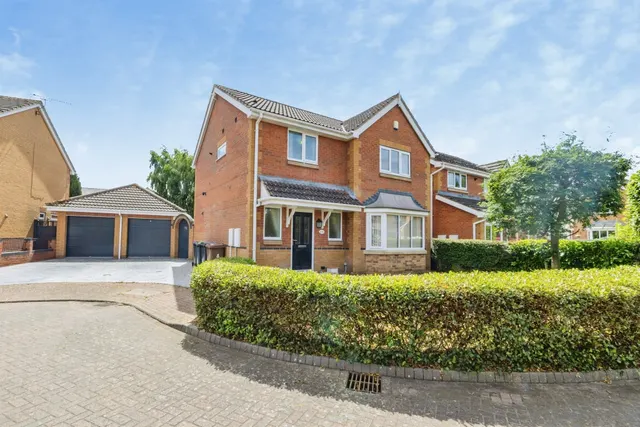 Bakewell Mews, North Hykeham, LINCOLN, photo 1