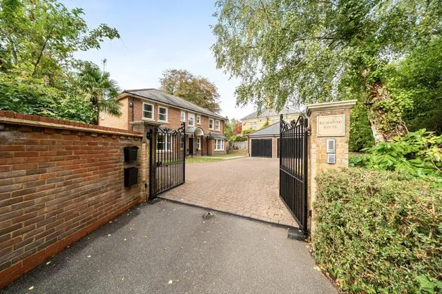 London Road, Ascot, SL5, photo 1