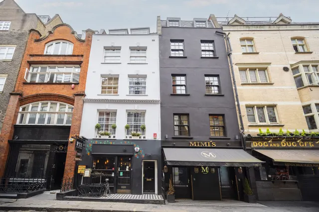 Flat 3, 16 Bateman Street, London, photo 1