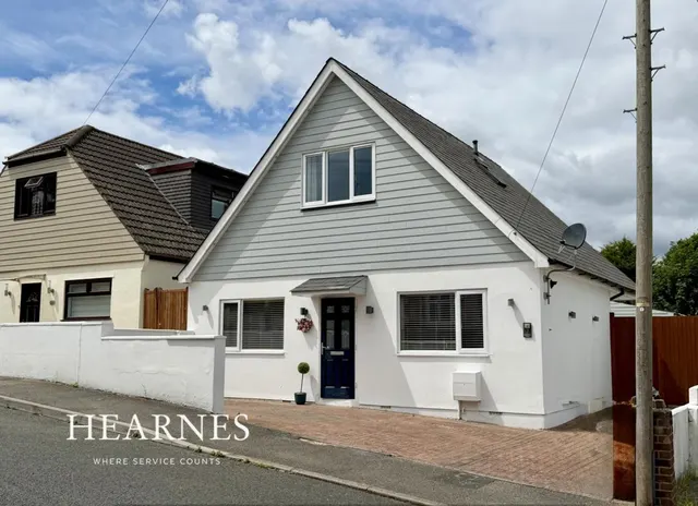 Beresford Road, BH12, photo 1