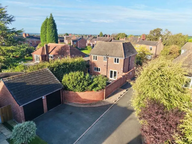 Wereton Road, Audley, ST7, photo 2