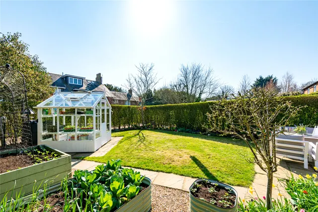 Cublington Road, Aston Abbotts, HP22, photo 3