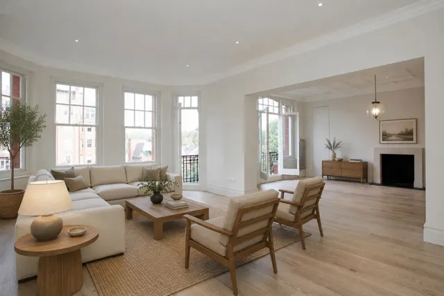 Oakwood Court London W14, photo 1
