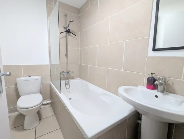 St. Andrews Road, Bedford, MK40, photo 3