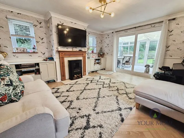 Manor Way, Polegate, BN26, photo 2