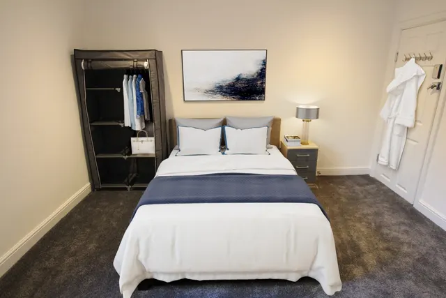 Commercial Road, Grantham, NG31, photo 1