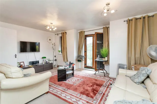 Photo 2 — Devereux Place, Leadenhall, Milton Keynes, Buckinghamshire, MK6