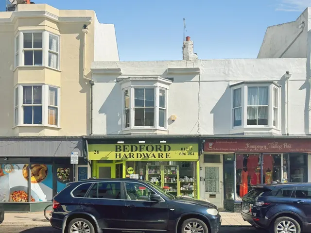 St. Georges Road, Brighton, photo 1