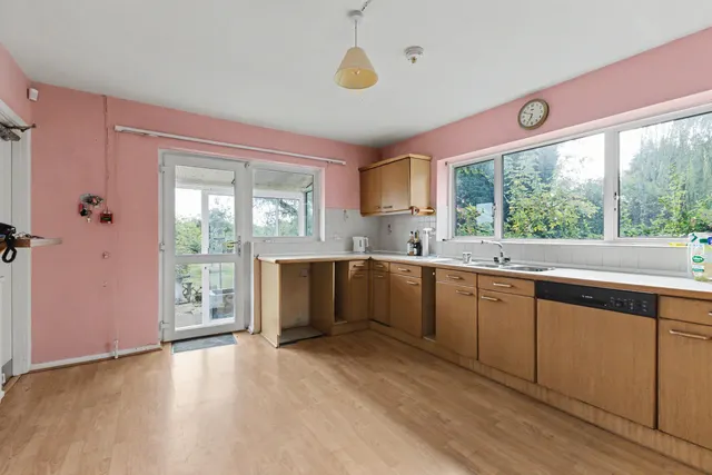 Atch Lench Road, Church Lench, WR11, photo 3