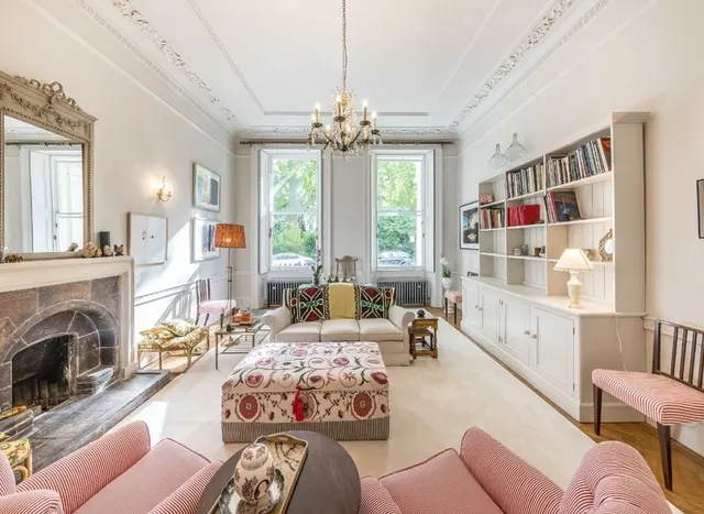 Warwick Square, Pimlico, SW1V, photo 1