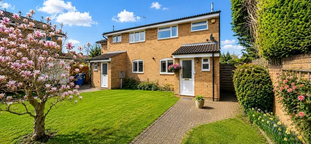 Lillibrooke Crescent, Maidenhead, photo 1