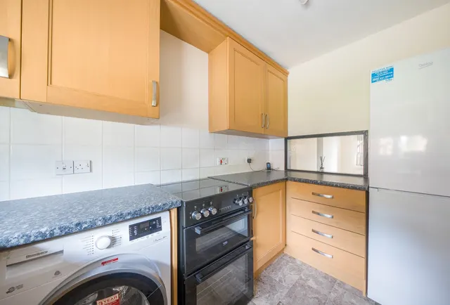 Grassmere, Langshott, RH6 9UG, photo 1