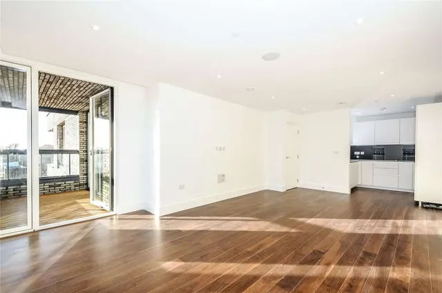 Upper Richmond Road, Putney, SW15, photo 1