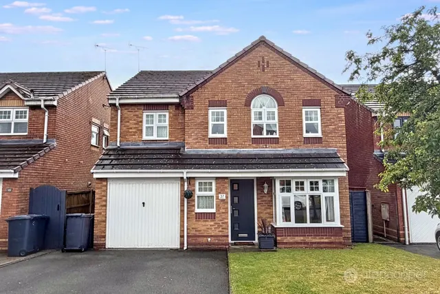 Shillingstone Drive, Heritage Park, CV10, photo 1