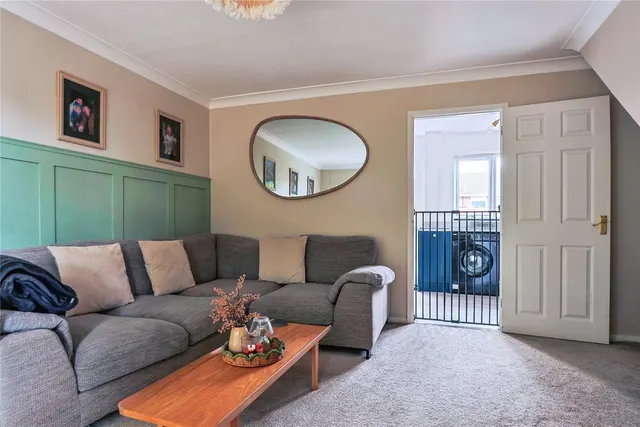 Walditch Gardens, Canford Heath, BH17, photo 3