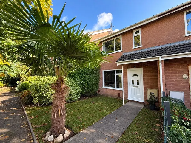 Walditch Gardens, Canford Heath, BH17, photo 1