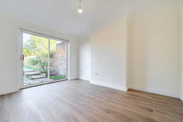 Nibthwaite Road, Harrow, HA1, photo 3