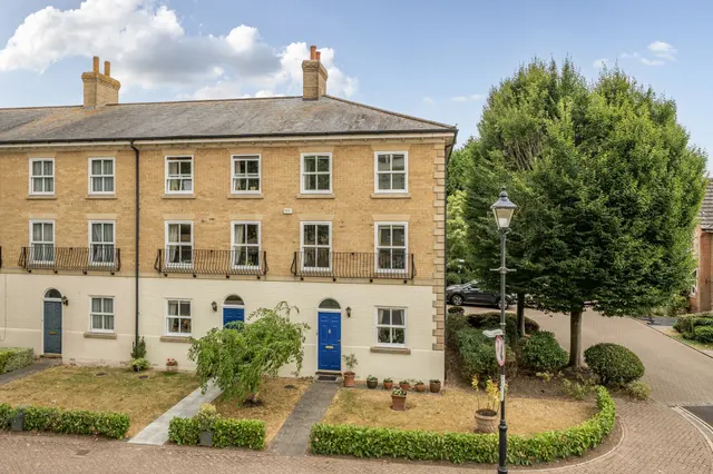 King George Gardens, Chichester, PO19, photo 1