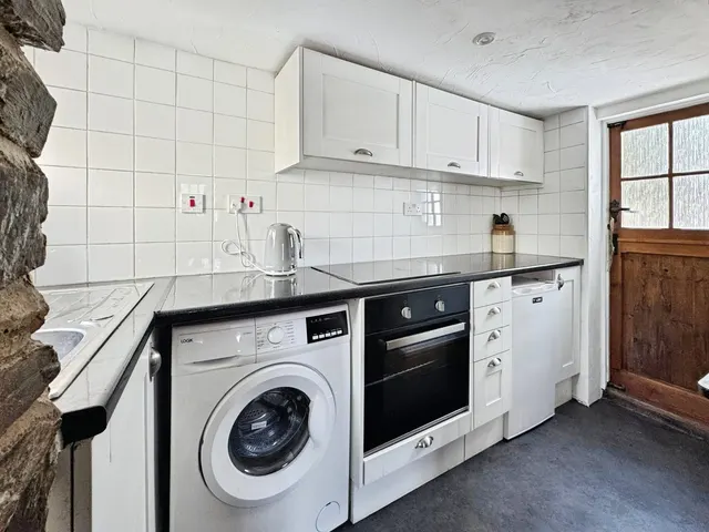 Jubilee Hill, Pelynt, PL13, photo 3