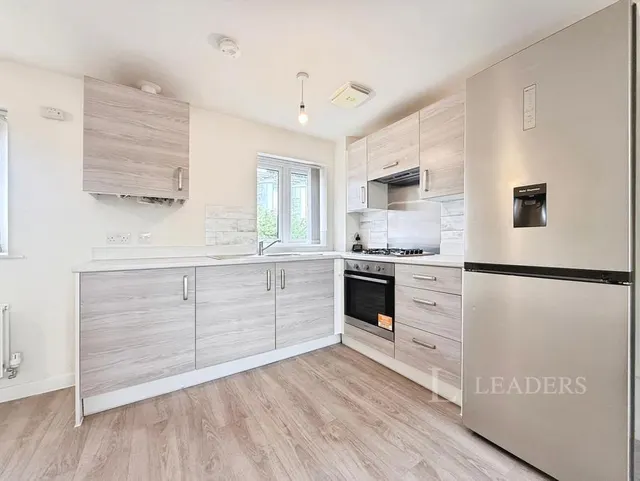 Willow Road, Bedford, MK42, photo 3