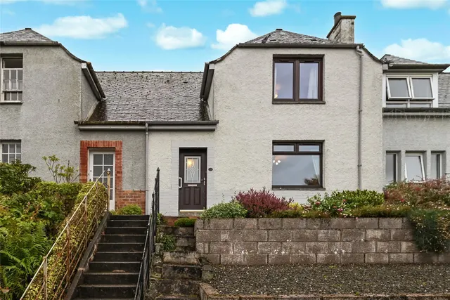Woodhaven Avenue, Wormit, Newport-on-Tay, Fife, DD6 — photo 1