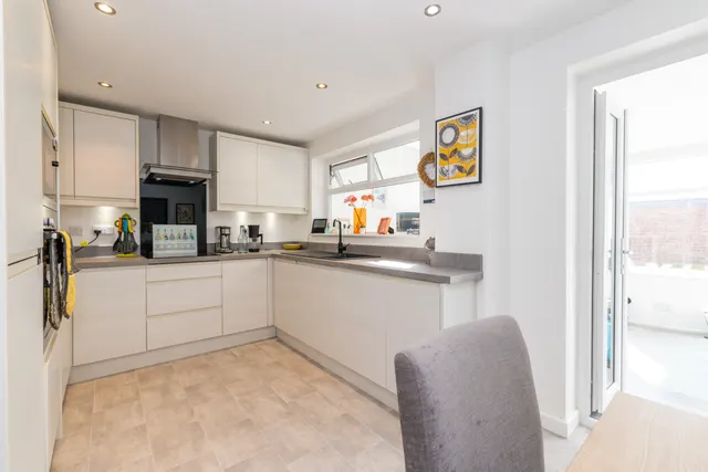 Castleton Way, Winstanley, WN3, photo 3