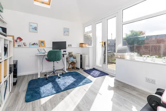 Castleton Way, Winstanley, WN3, photo 1
