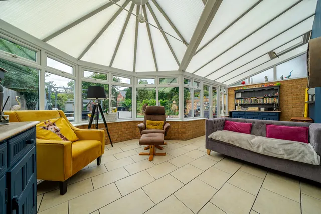 Gravel Hill Close, DA6, photo 3