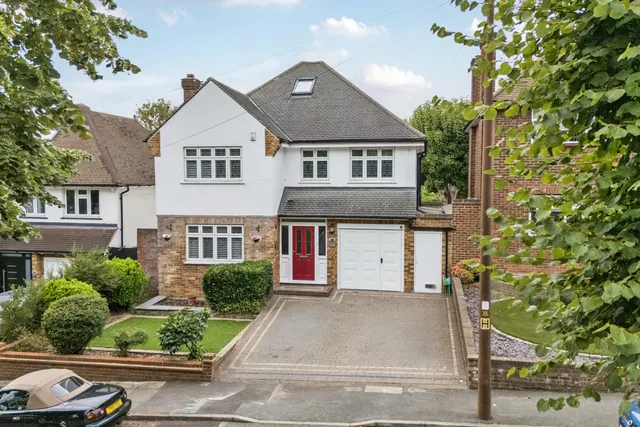 Gravel Hill Close, DA6, photo 1