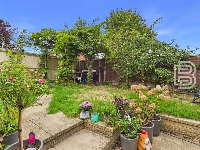 Frobisher Road, Bilton, photo 2
