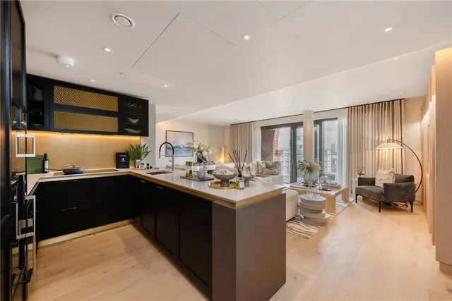 Waterfront Drive, Chelsea Waterfront, SW10, photo 1