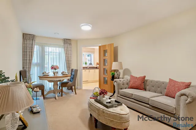 London Road, St. Albans, AL1, photo 1